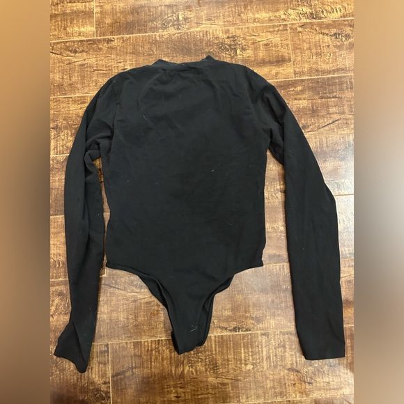 Fashion Nova Black mock neck longsleeve bodysuit - Picture 2 of 2